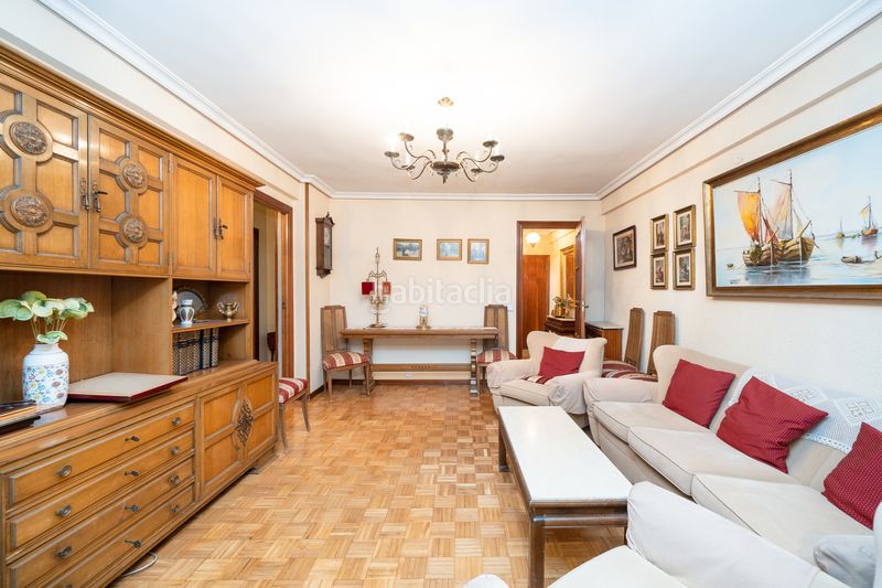 Foto 45ce070b-fe4b-4232-b9b8-3b69e4686099. Piso en Marroquina Madrid