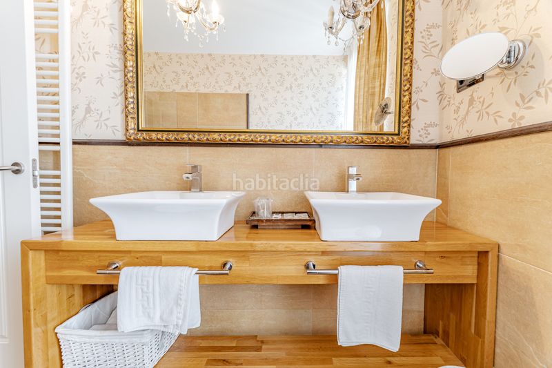 Foto bd6050cf-b036-4748-8c38-565923fb6433. Edifici a Valle de Losa