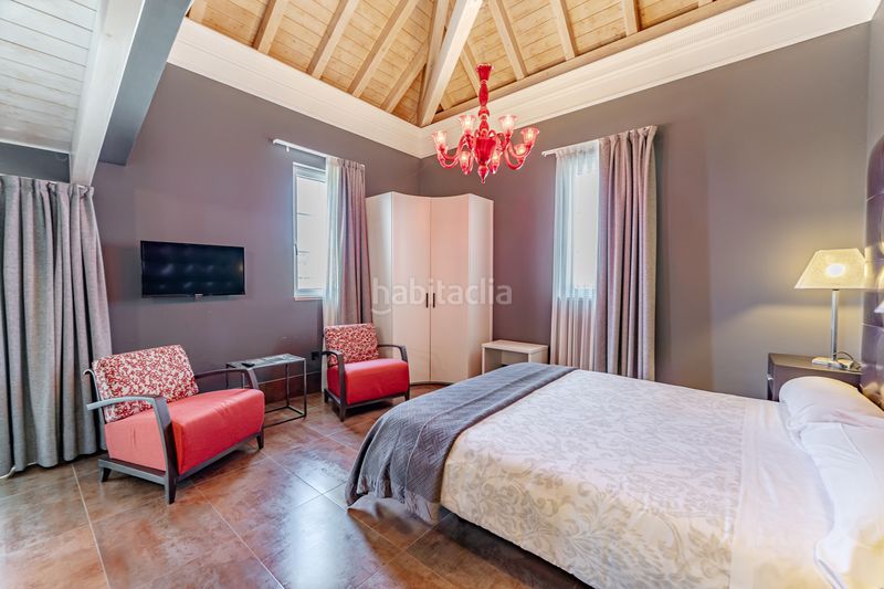 Foto d1ce7ef5-9c85-4417-b806-ce48a4b708eb. Edifici a Valle de Losa