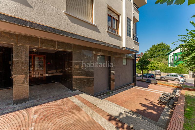 Foto 3f447ad3-d8fc-4cf0-b85d-21d7ad50e5f6. Local comercial a Gorliz