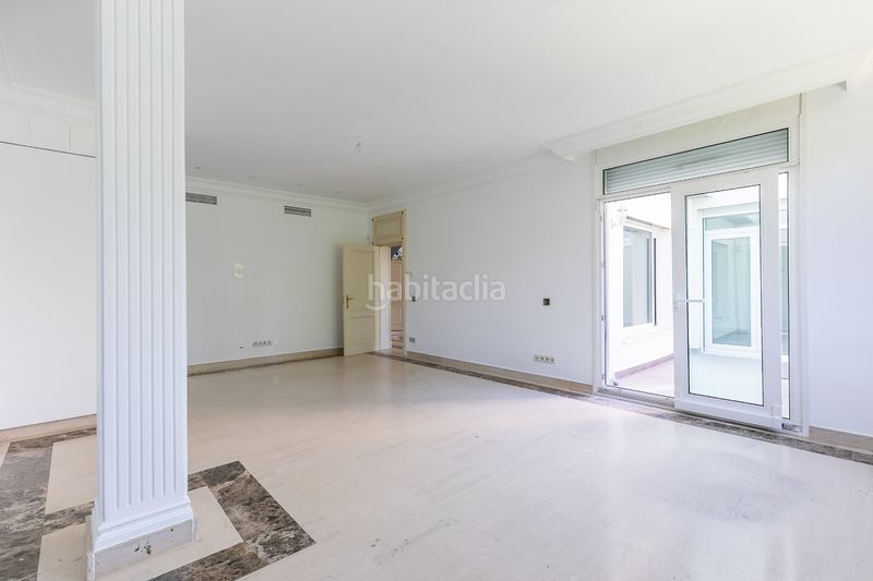 Foto b946c078-c542-4695-90c9-8306e574b732. Lloguer xalet amb calefacció aparcament piscina a Madrid