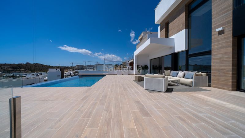 Foto d114826e-7e4d-4664-aa14-9670a071af83. Xalet amb calefacció aparcament piscina a balcón de Finestrat-terra marina Finestrat