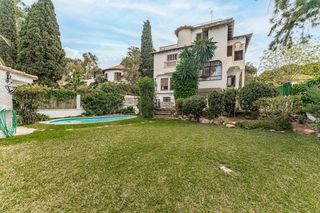 Casa en Avenida blasco ib��ez 36