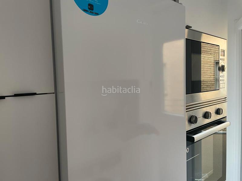 Foto f75a386a-3db8-455c-a740-2a0493d02a3a. Alquiler piso quinta planta con terraza en Fuente del Berro Madrid