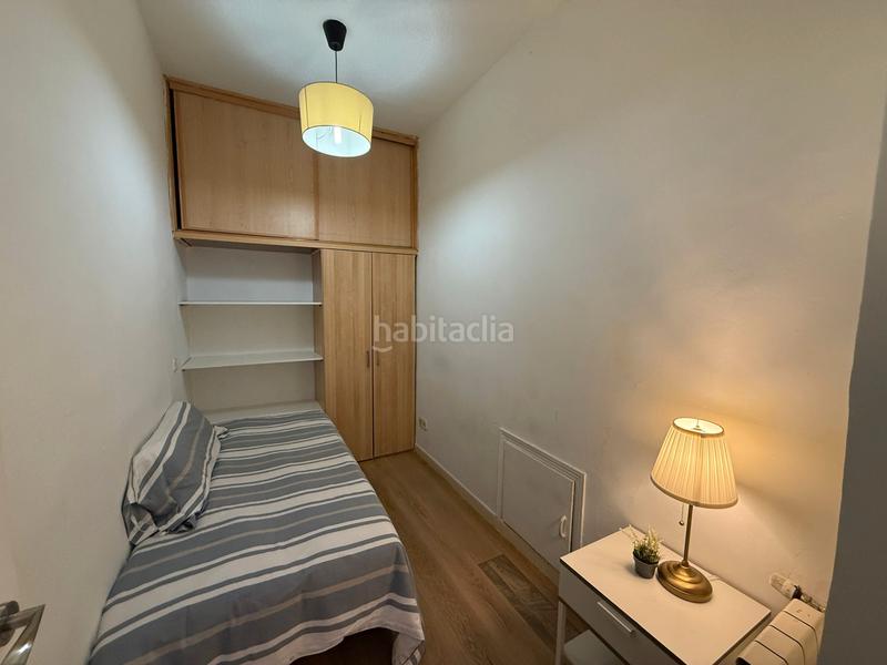 Foto 2273b18c-6e67-4bc6-b6c7-a2933910a8c6. Erdgeschoss mit heizung in Guindalera Madrid