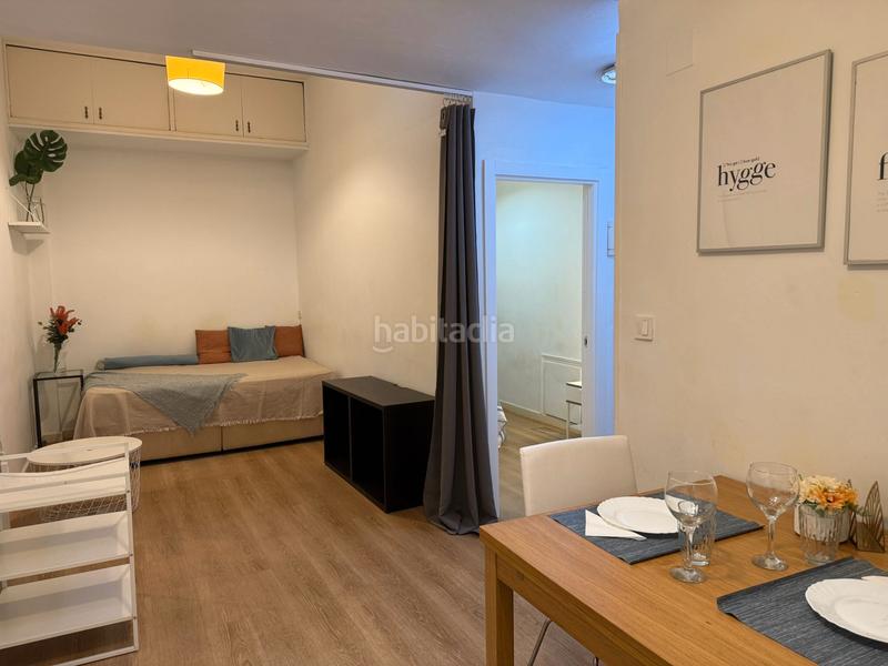 Foto a27d54d2-c36b-4016-8075-3772433b0df0. Erdgeschoss mit heizung in Guindalera Madrid