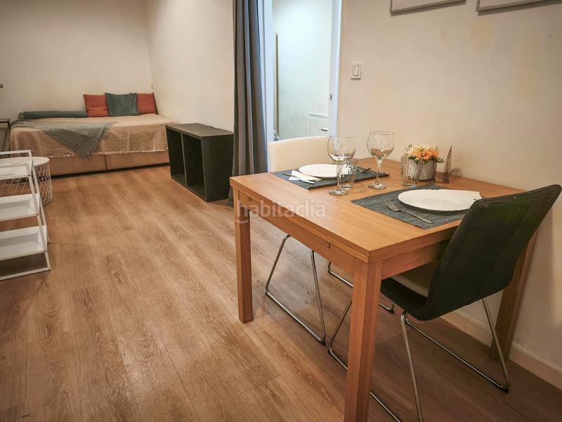 Foto c49b6e21-48e3-437a-8348-0c46d6cc56a5. Erdgeschoss mit heizung in Guindalera Madrid