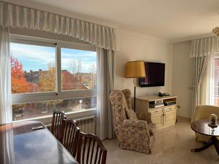 Piso  Calle gaudí. Vivienda ubicada en boadilla del monte, sector b.