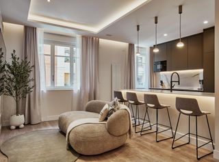 Pis en Ibiza. Vivienda exterior ubicada en el distrito retiro, zona ibiza.