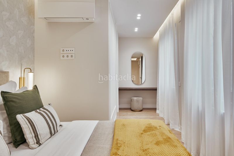 Foto 52c1ff1a-077b-45d9-8234-eb70783081d5. Piso vivienda exterior ubicada en el distrito retiro, zona Ibiza. en Madrid