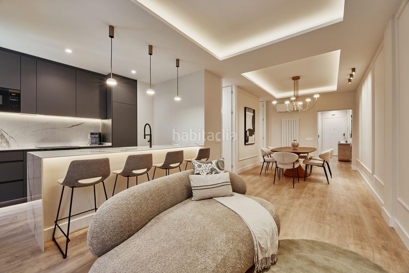 Foto 76d1d277-ee69-4781-b3b1-828fb560a349. Piso vivienda exterior ubicada en el distrito retiro, zona Ibiza. en Madrid