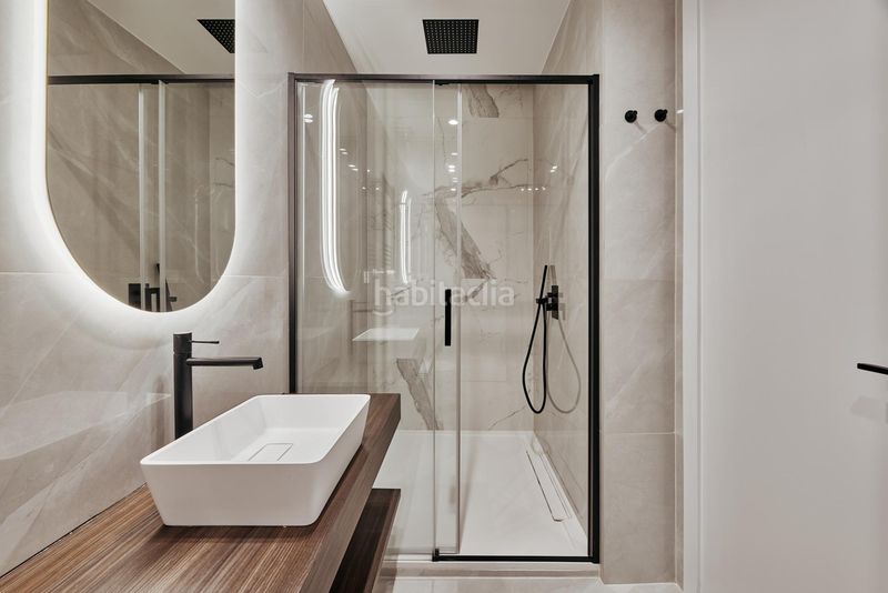 Foto 8240ceff-d154-40c7-919e-fbedbdc32137. Piso vivienda exterior ubicada en el distrito retiro, zona Ibiza. en Madrid