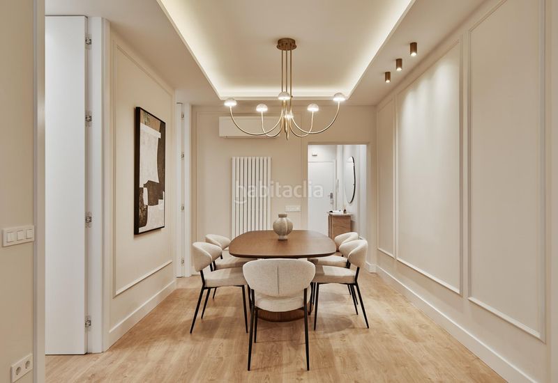 Foto cbf9e679-5780-4182-a2f1-48e00c7a7d73. Piso vivienda exterior ubicada en el distrito retiro, zona Ibiza. en Madrid