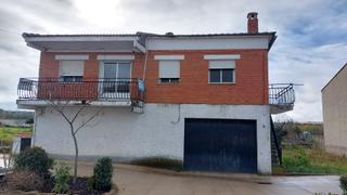 Casa a N/a. Casa en ahigal / carretera principal