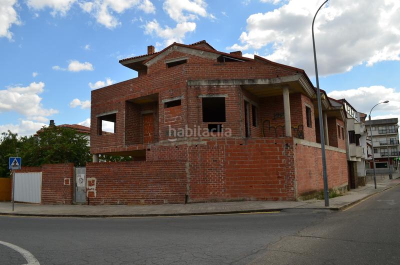 Foto 6be1a99f-06e8-499e-9047-1fa4dd8a0250. Casa en n/a chalet la mazuela / cañada real en Miralvalle - Av. Virgen del Puerto - La Data Plasencia