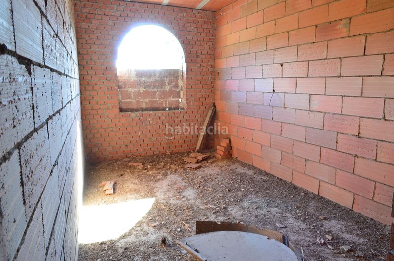 Foto b908b67e-46f3-4c36-a3d9-a69e4893a543. Nave industrial en n/a edificio valle del jerte en Casas del Castañar