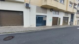 Parking voiture à N/a. Garaje local plasencia