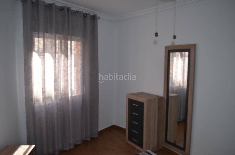 Foto c13ec870-4568-4939-afde-0898cd469f00. Pis a calle luis de morales 33 a Miralvalle - Av. Virgen del Puerto - La Data Plasencia