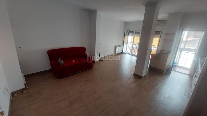 Foto 0b7eb5a4-b91d-4963-b5c3-e2cf2f5b9d2e. Pis a calle piornal 14 a Miralvalle - Av. Virgen del Puerto - La Data Plasencia