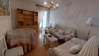 Location Appartement à Avenida de la vera 20. Piso con ascensor