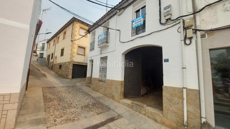 Foto 2769d4dc-d11c-4482-9650-96bca04456d5. Casa en calle de la cuesta 2 casa en Mirabel