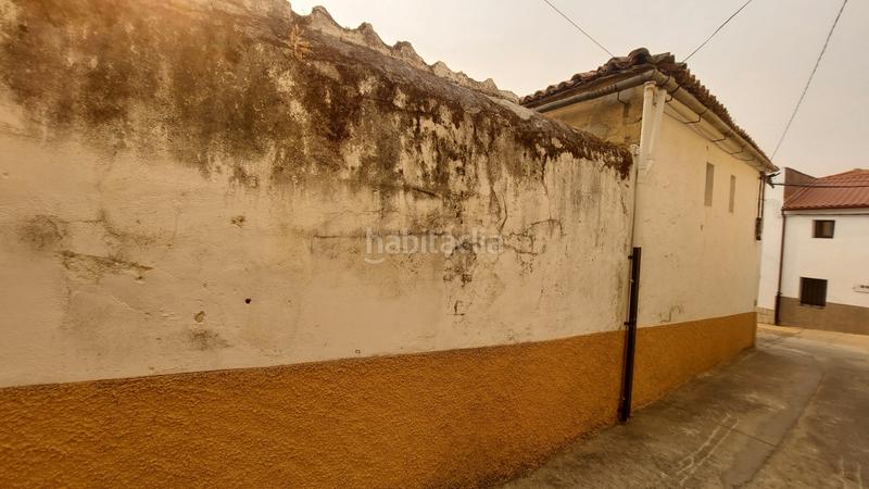 Foto 6215b4df-7aaf-4584-859b-2e8c87f47f1d. Casa en calle de la cuesta 2 casa en Mirabel