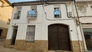 Casa en Calle de la cuesta 2. Casa en mirabel