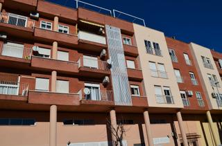 Lloguer Aparcament cotxe a Calle tornavacas 33. Alquiler plaza de garaje