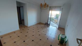 Pis  Avenida virgen del puerto 9. Piso barato