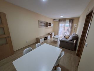 Lloguer Pis  Calle del obispo acevedo 5. Piso con ascensor / reformado miralvalle