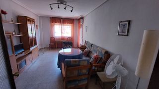 Alquiler Piso  Calle de lope váez de herrero 7. Piso estudiantes miralvalle