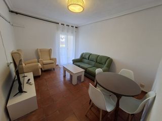 Appartement à Plaza de santa elena 37. Piso con ascensor plasencia