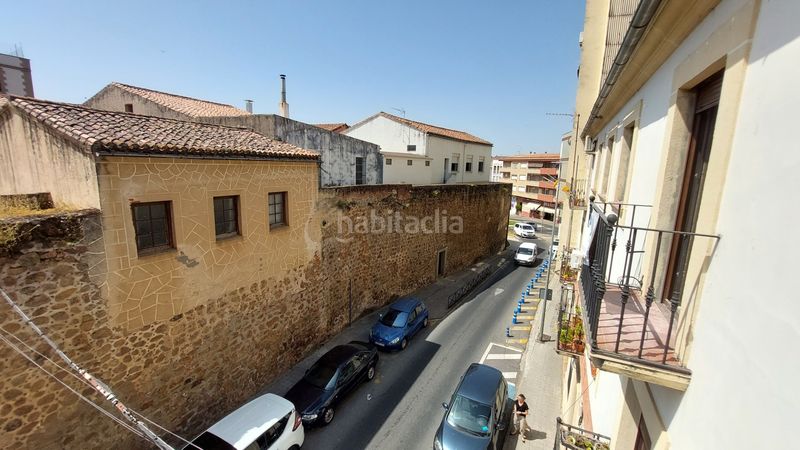 Foto 347d17f0-0e17-4390-bac4-d43980ddfd96. Piso en calle ronda del salvador 59 piso reormado en Plasencia