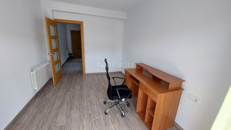 Foto 40760fa2-72b6-4875-ba34-85e6b737c2e5. Piso en calle ronda del salvador 59 piso reormado en Plasencia