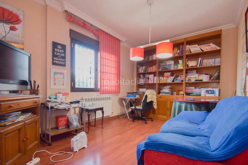 Foto a77beda6-4a84-423a-8001-fc8a208e7071. Chalet with heating parking pool in Maracena