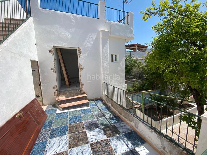 Foto f9ad091c-26d7-4b38-aa1b-64ebe1913fd1. Casa  chalet 6 dormitorios chana-av. andalucia en Granada