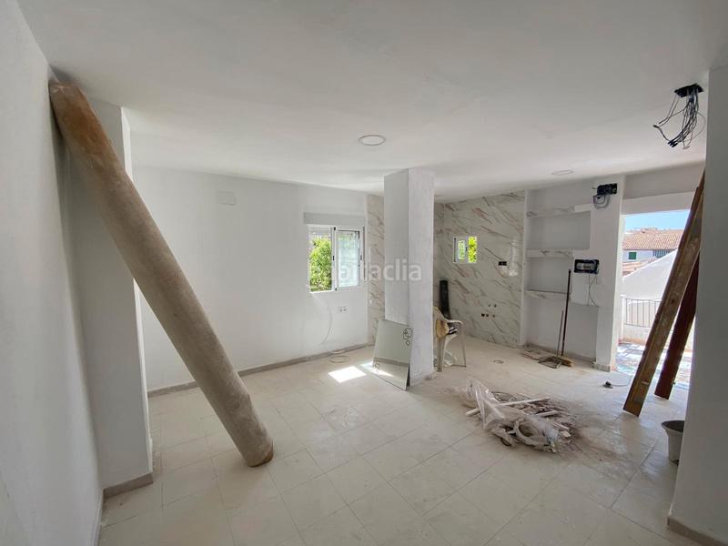 Foto ffb33512-d20d-4193-a549-550d6886ed14. Casa  chalet 6 dormitorios chana-av. andalucia en Granada