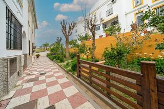 Semi detached house in Otura. Casa en otura
