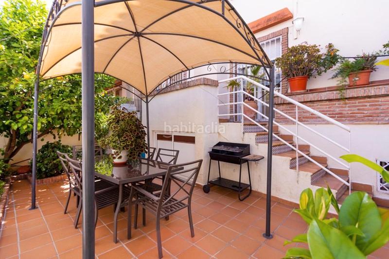 Foto ceb992f4-949f-40a7-bc69-adf693d3f5ba. Semi detached house with parking in Castaño - Mirasierra Granada