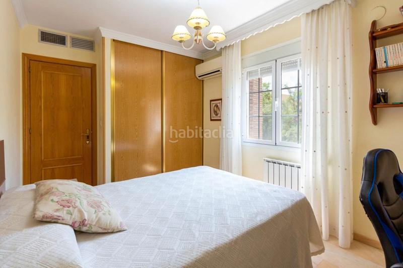 Foto e51f7204-4616-4f7d-90d3-aa32ad5cb9c1. Semi detached house with parking in Castaño - Mirasierra Granada