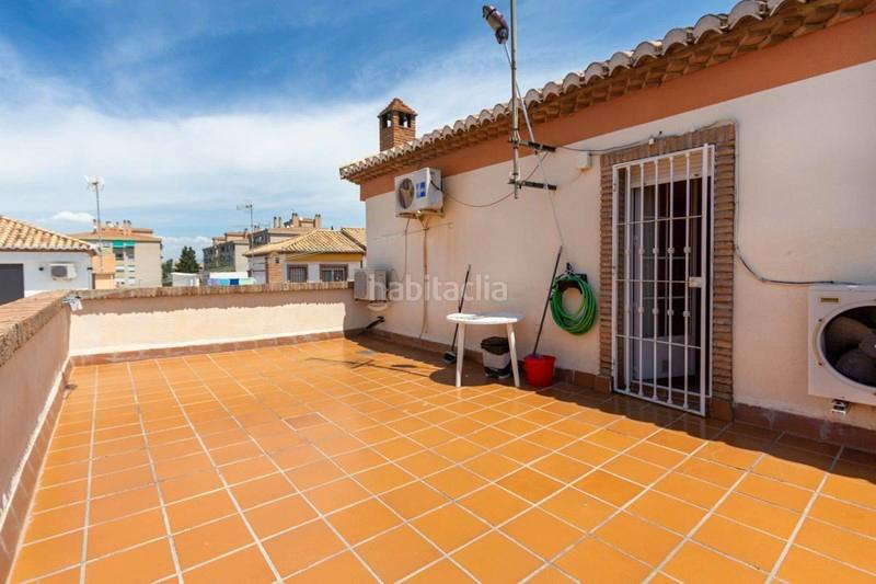 Foto ed69d19b-77f5-4d62-8223-38fbc5b91eca. Semi detached house with parking in Castaño - Mirasierra Granada