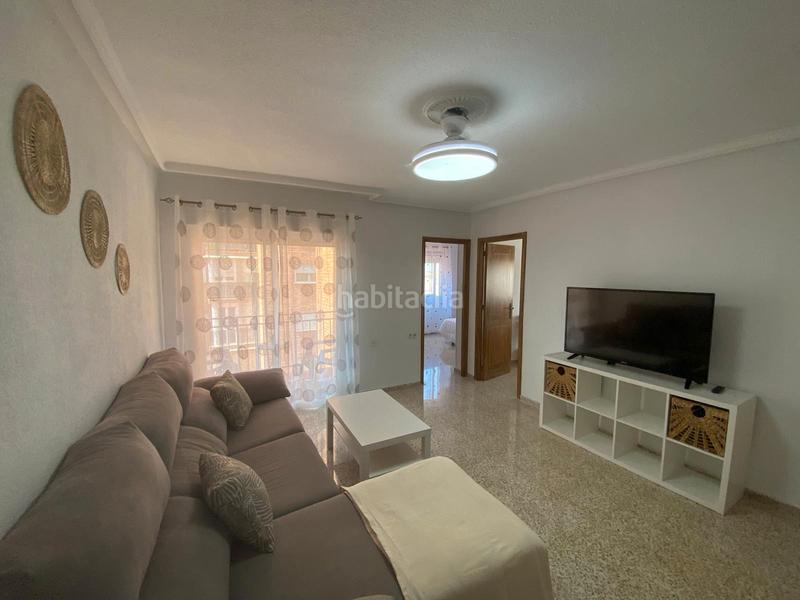 Foto 1745d9b7-4fb6-4f78-bd20-d395f8f19567. Alquiler piso en calle ledaña 1 piso en alquiler para estudiantes en chana en Granada