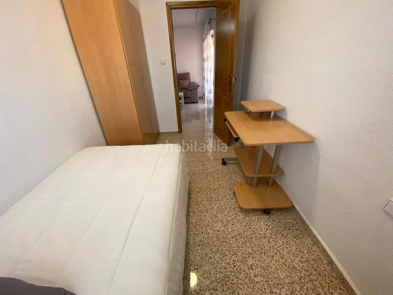 Foto 389d798d-f1a3-495c-ad11-5d3de5ef7f76. Alquiler piso en calle ledaña 1 piso en alquiler para estudiantes en chana en Granada