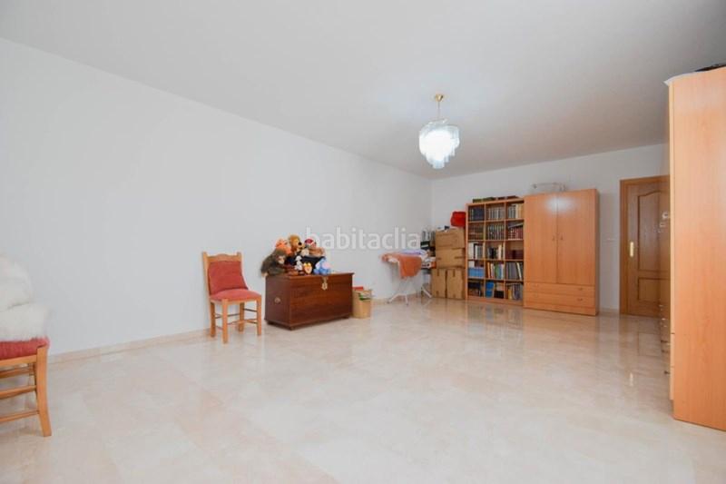 Foto ba5bc4dc-afdf-4bb6-992c-21a0a25fe025. Chalet mit parking pool in Fuente Vaqueros