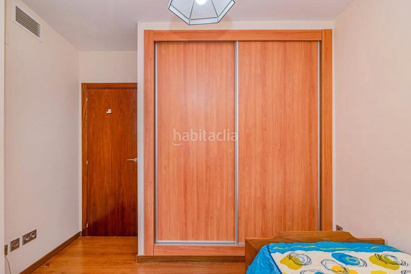 Foto 175a700b-6c7d-4f15-a8b4-fe0360f7d838. Attico in calle palencia 16 in Las Tres Cruces Armilla