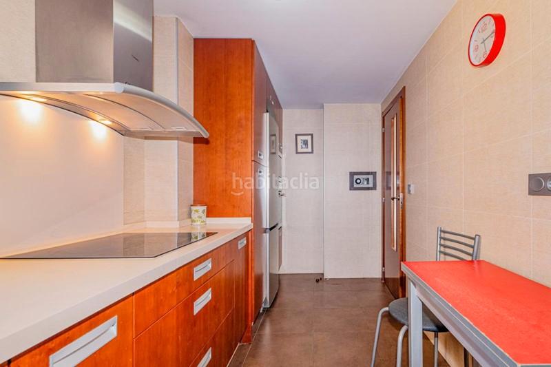 Foto 23271b9a-41bd-48b6-8bea-2c2d671d33fa. Attico in calle palencia 16 in Las Tres Cruces Armilla