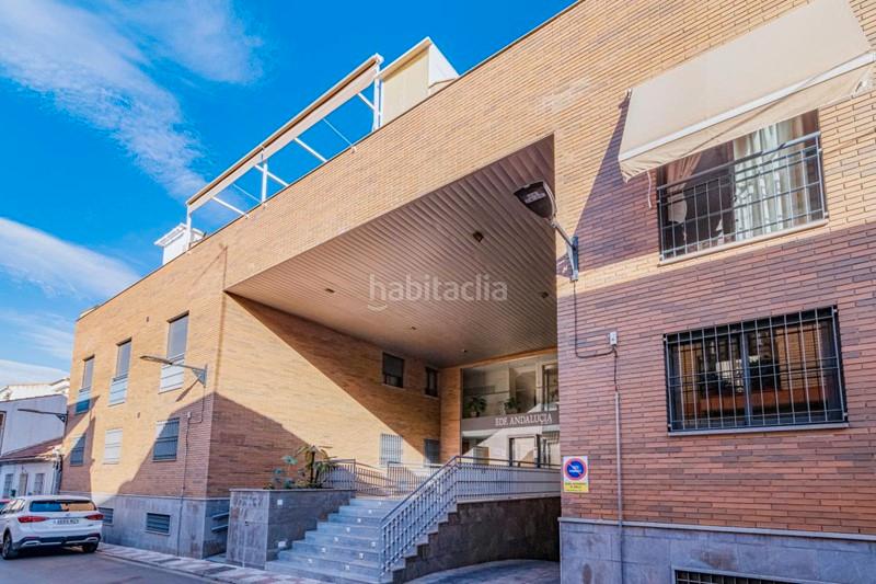 Foto f30092bb-ac4b-4483-8624-095a33806a82. Attico in calle palencia 16 in Las Tres Cruces Armilla