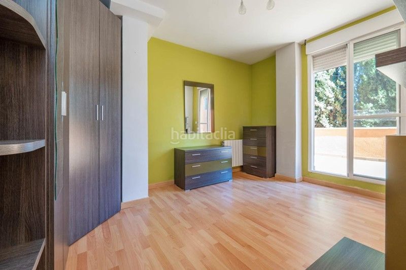 Foto 5fa13b5d-8dea-4712-819b-ddebb243b8c4. Pis amb calefacció a La Zubia Ciudad Zubia (La)