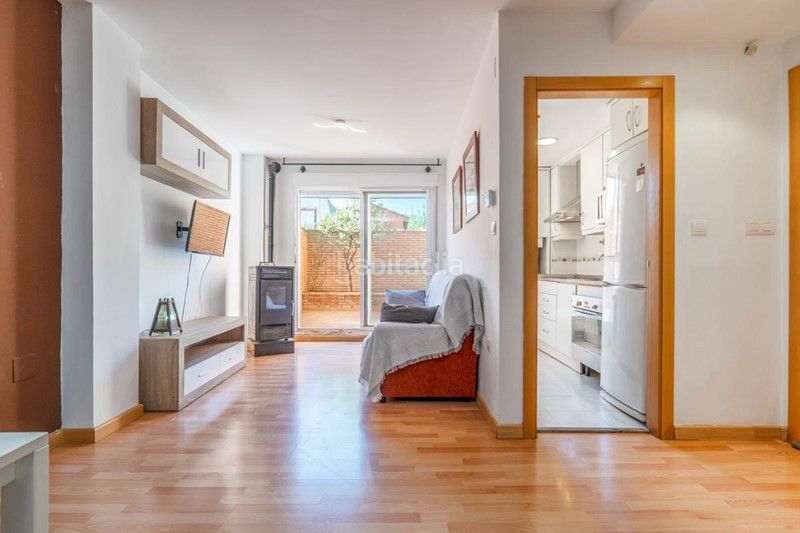 Foto 68fdfdb5-9884-4279-8ad4-fd6e2958ab68. Pis amb calefacció a La Zubia Ciudad Zubia (La)