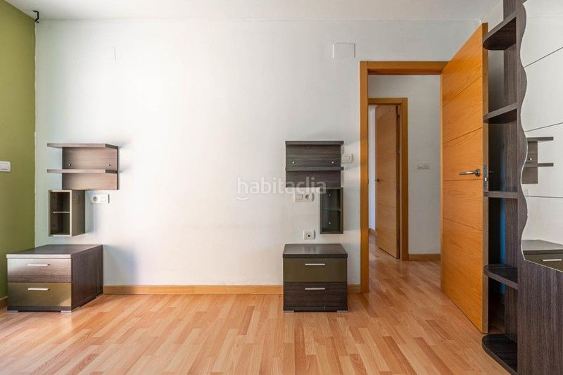 Foto be518868-f701-4e63-84bf-b956cafe35f1. Pis amb calefacció a La Zubia Ciudad Zubia (La)